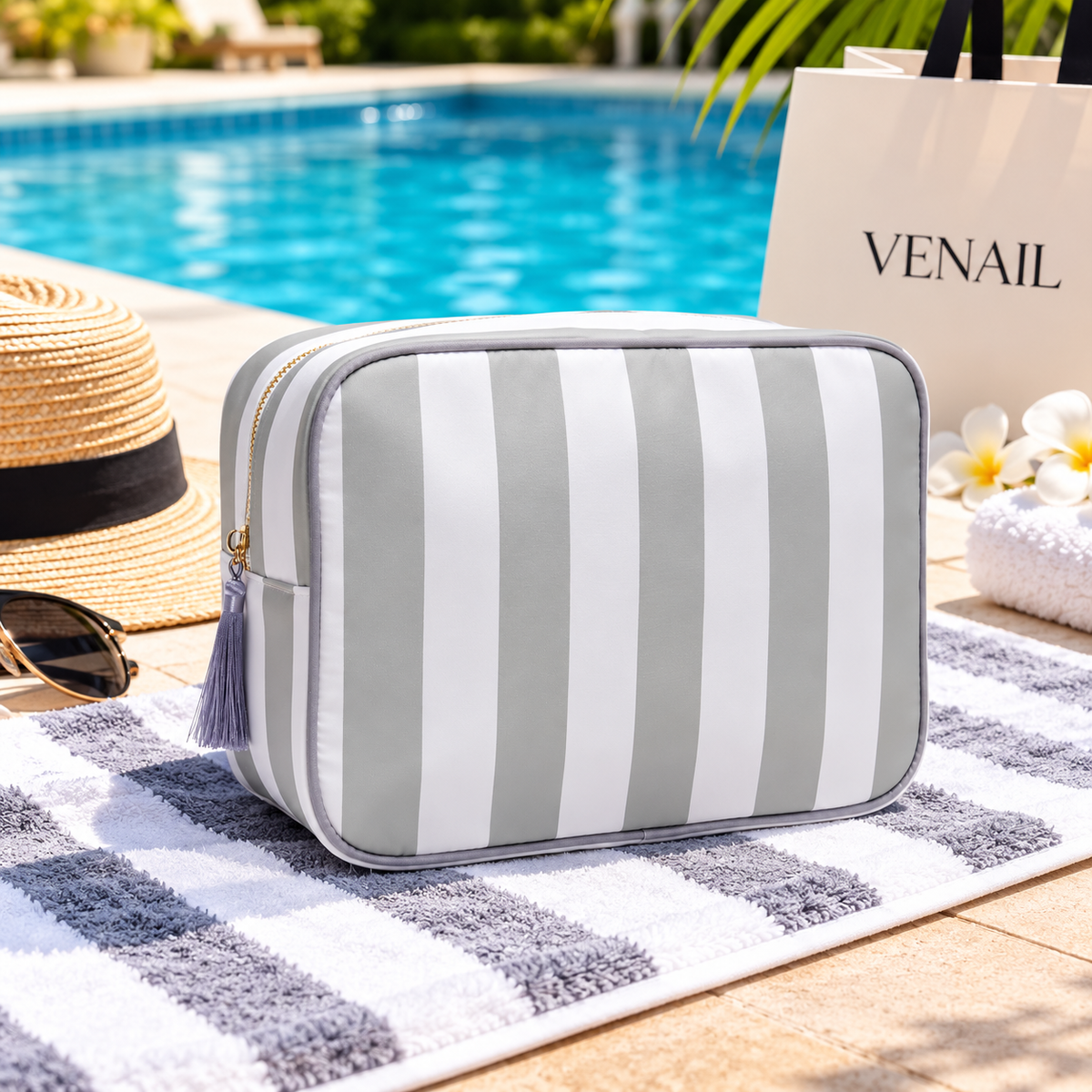 No MOQ XL Makeup Bag with Tassel Zipper Puller Women Wedding Gift Striped Toiletry Bag Nylon Cosmetic Bags Girls Pouch Organizer